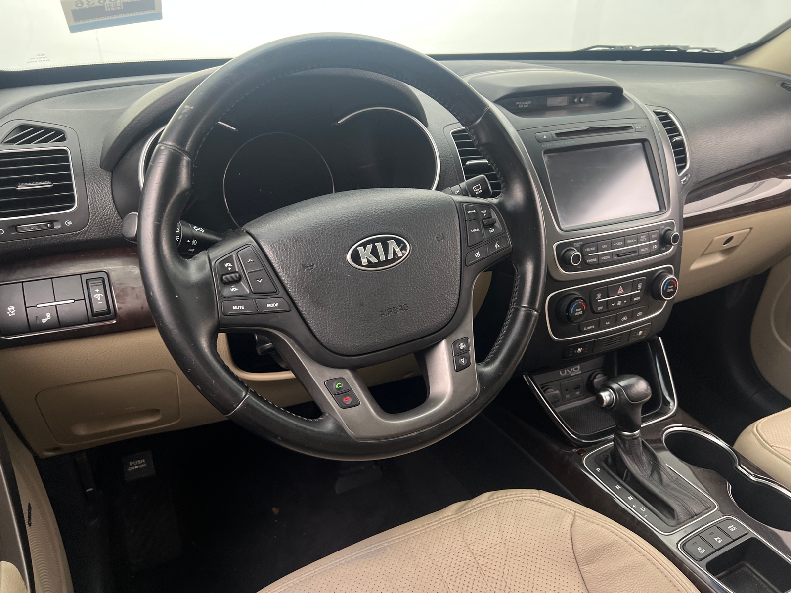 Thumbnail: 2015 Kia Sorento - 4