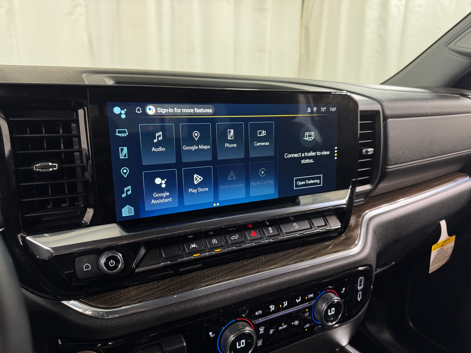 Thumbnail: 2025 Chevrolet Silverado 1500 - 4