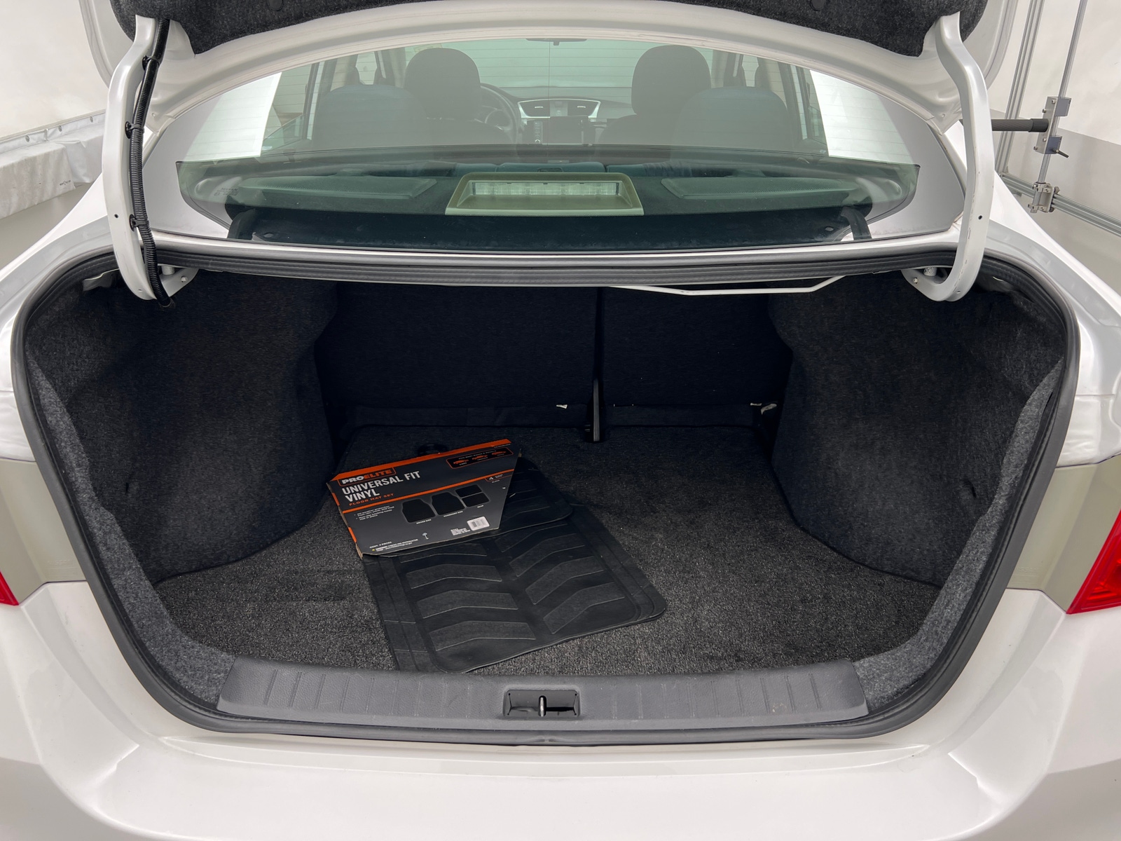 Thumbnail: 2019 Nissan Sentra - 7