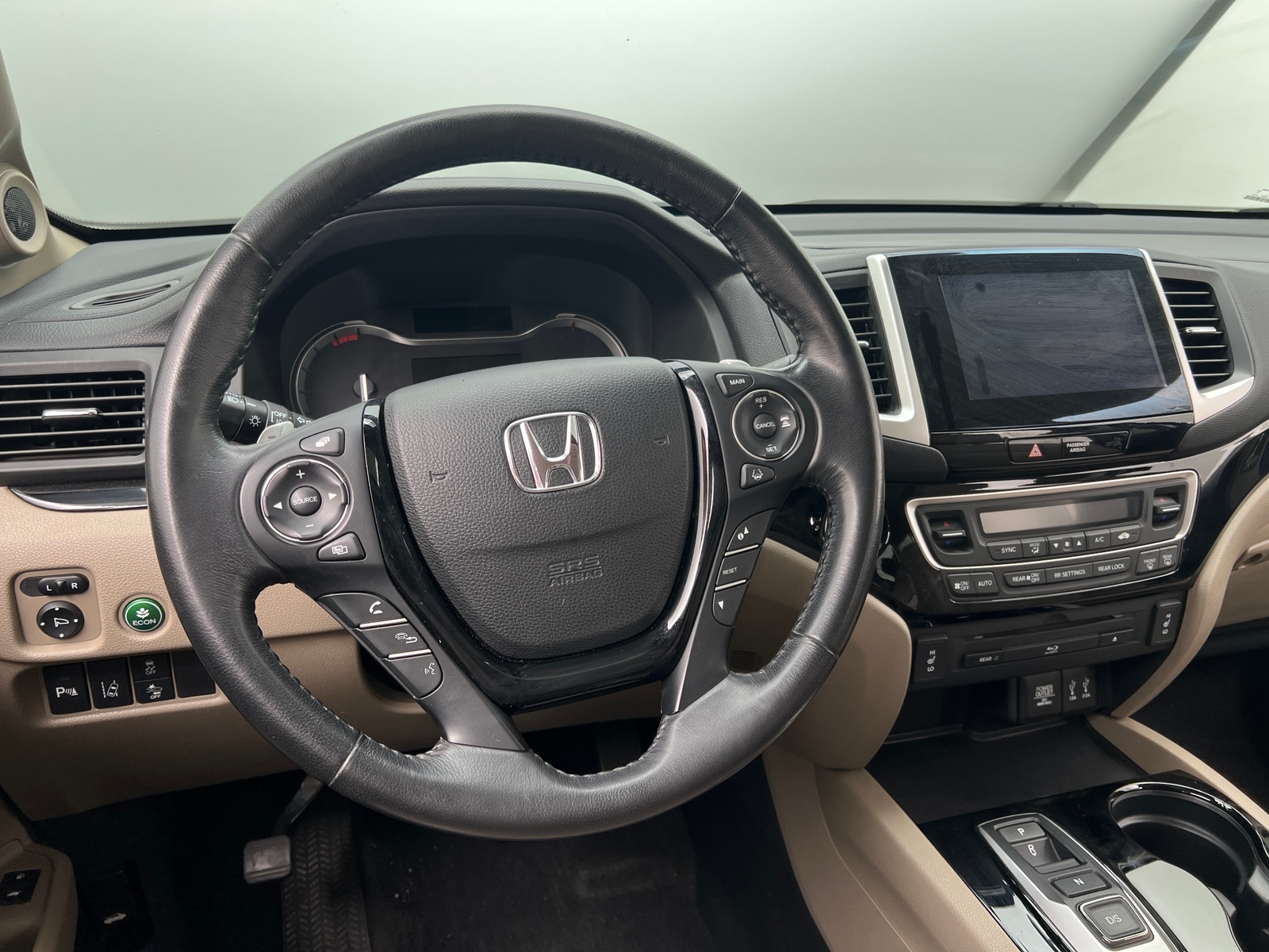 Thumbnail: 2016 Honda Pilot - 4