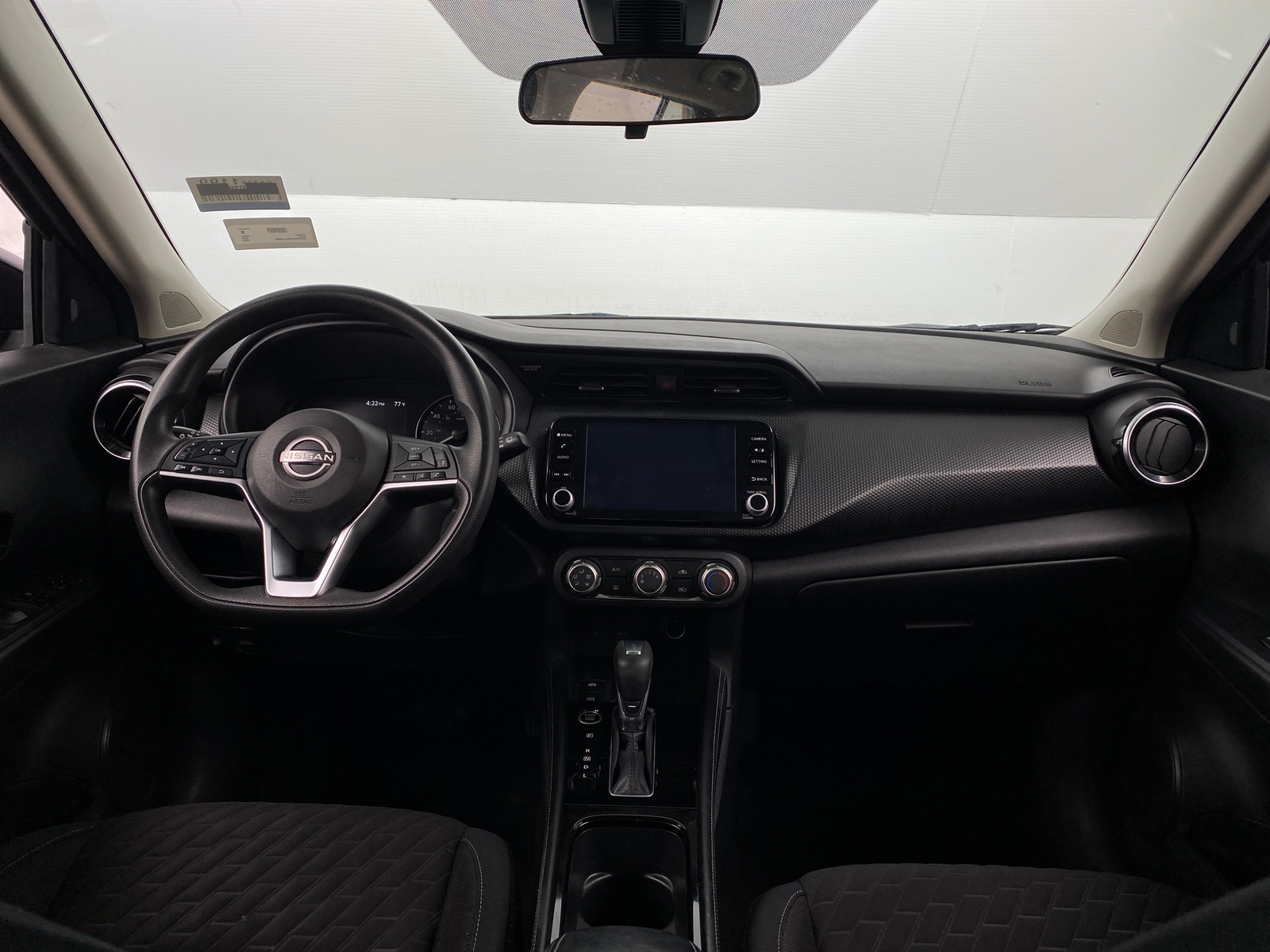 Thumbnail: 2023 Nissan Kicks - 3
