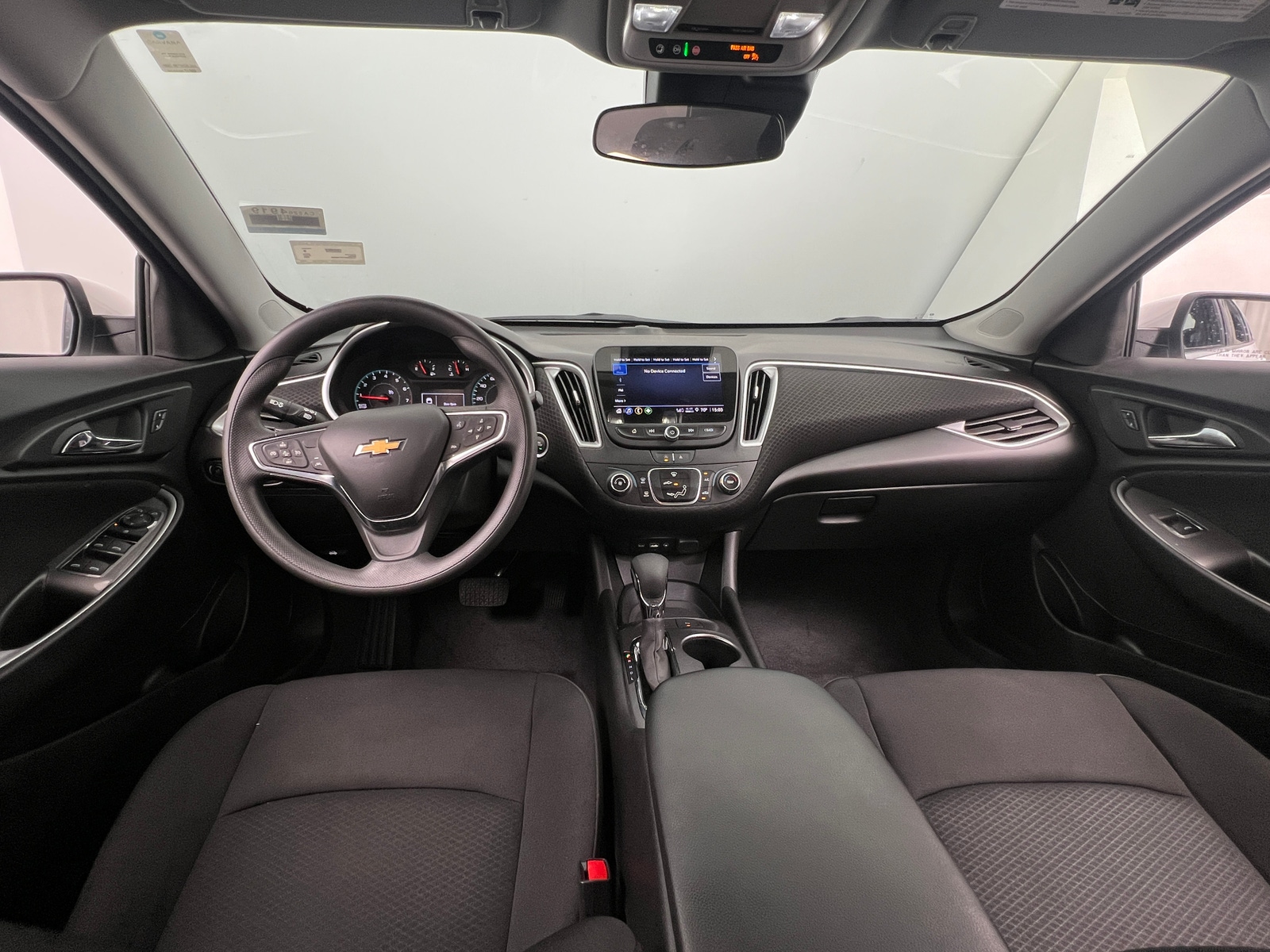 Thumbnail: 2024 Chevrolet Malibu - 3