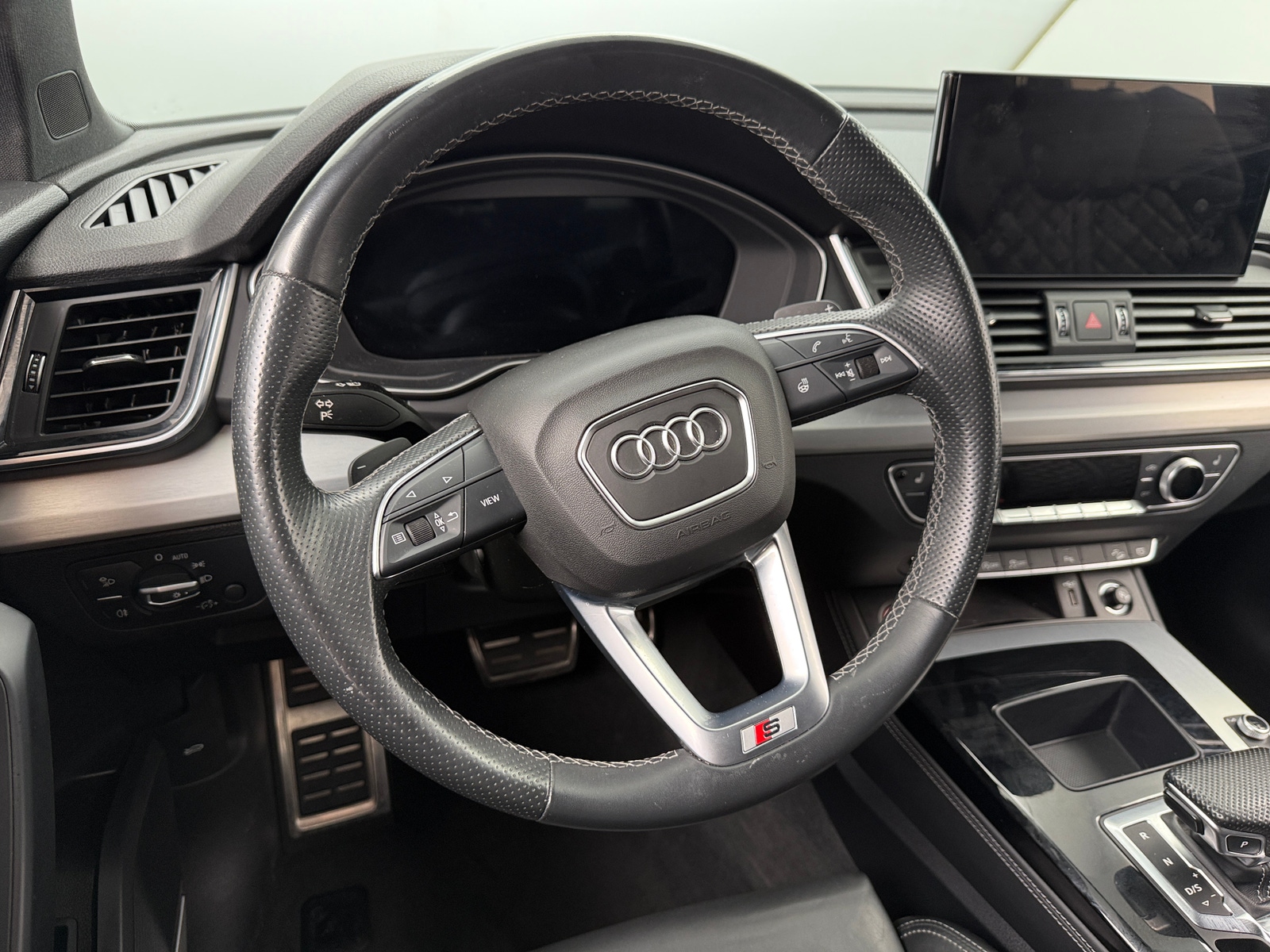 Thumbnail: 2021 Audi SQ5 - 4