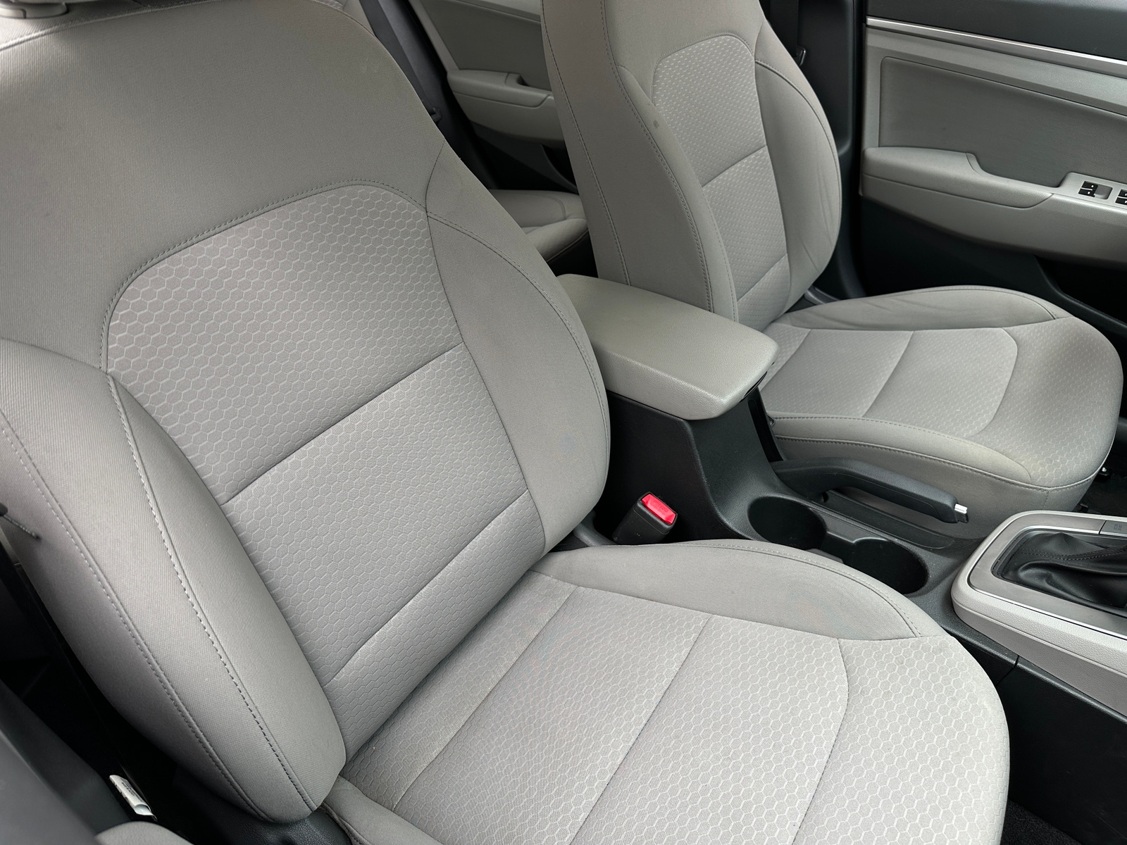 Thumbnail: 2019 Hyundai Elantra - 2