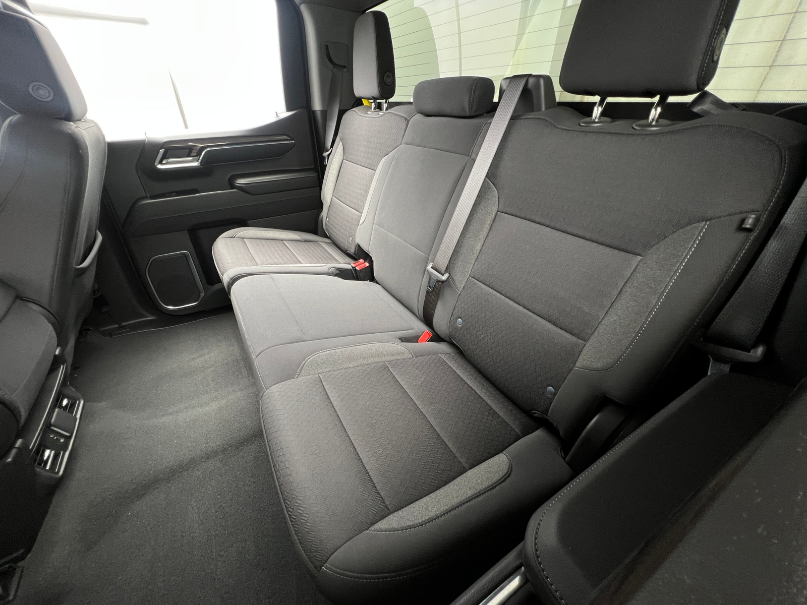 Thumbnail: 2023 Chevrolet Silverado 1500 - 6