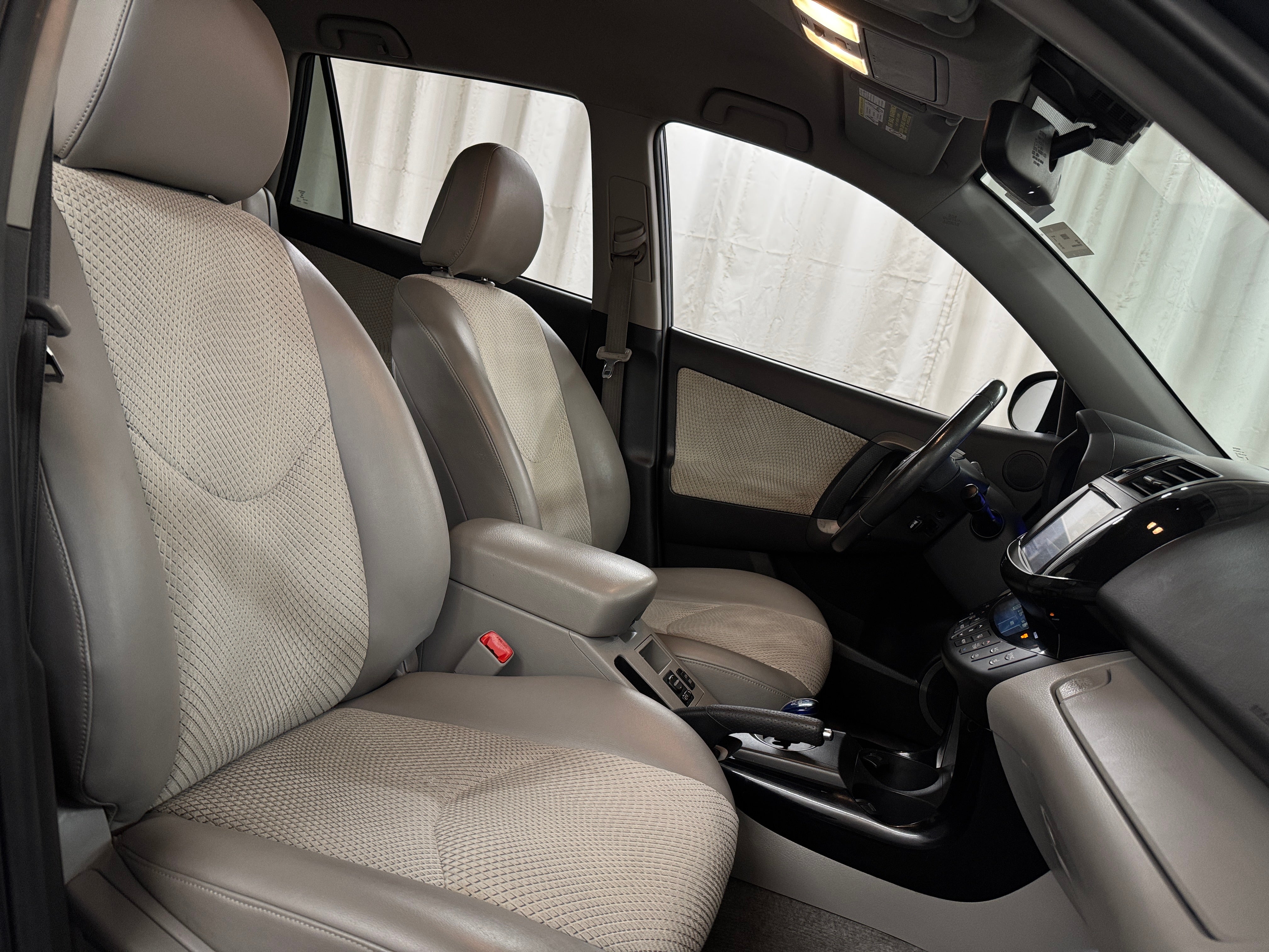 Used 2014 Toyota RAV4 EV with VIN 2T3YL4DV7EW003049 for sale in Oak Creek, WI