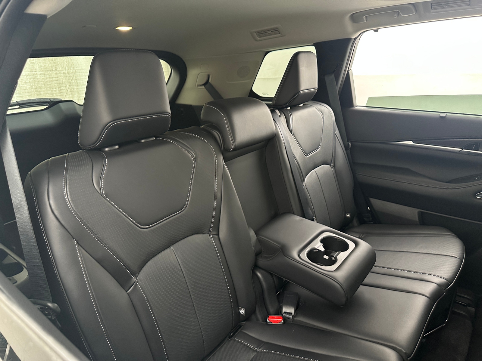 Thumbnail: 2025 INFINITI QX60 - 5