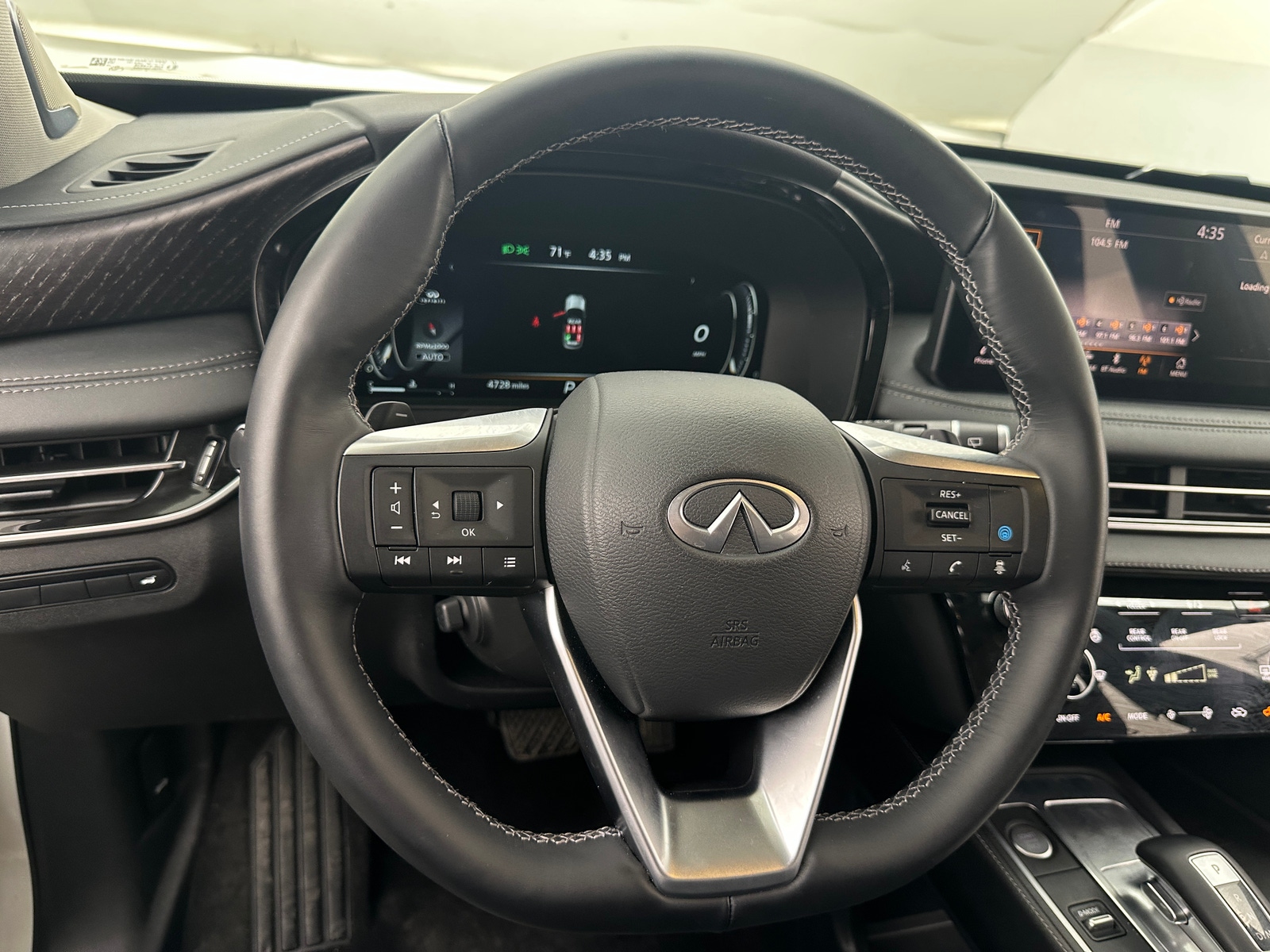 Thumbnail: 2025 INFINITI QX60 - 4