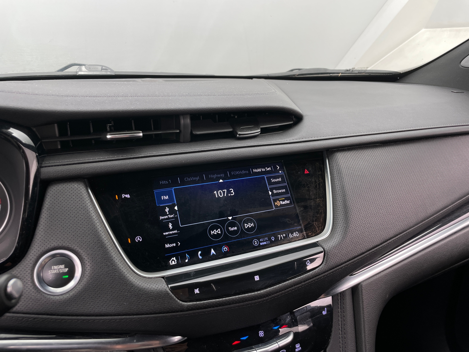 Thumbnail: 2021 Cadillac XT5 - 3