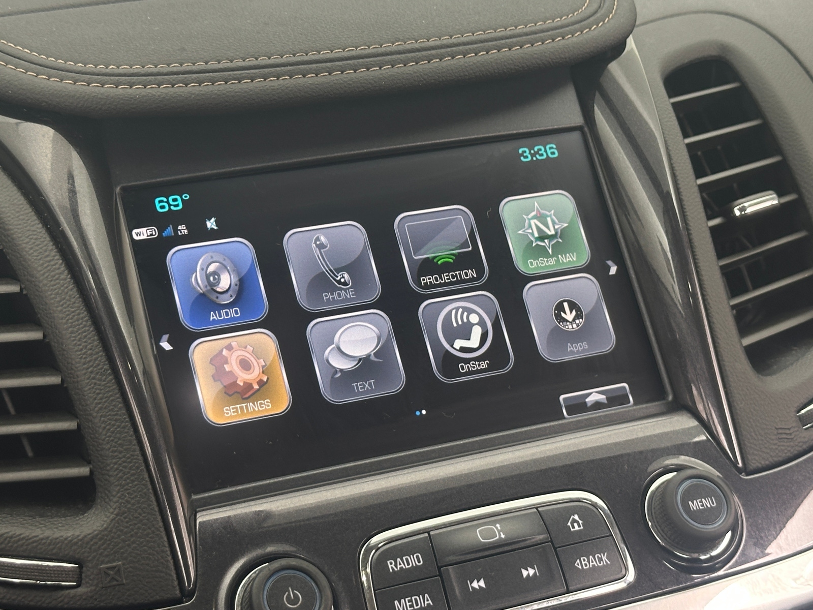 Thumbnail: 2018 Chevrolet Impala - 4