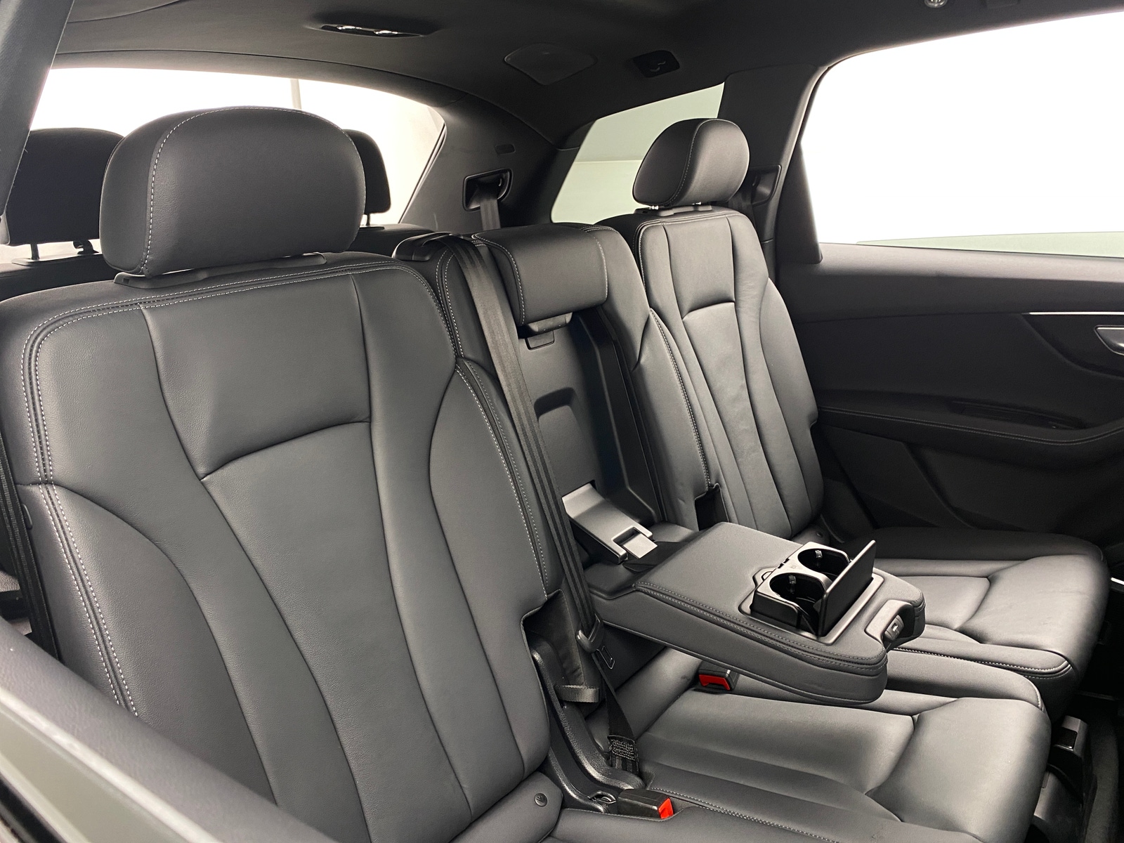 Thumbnail: 2025 Audi Q7 - 5