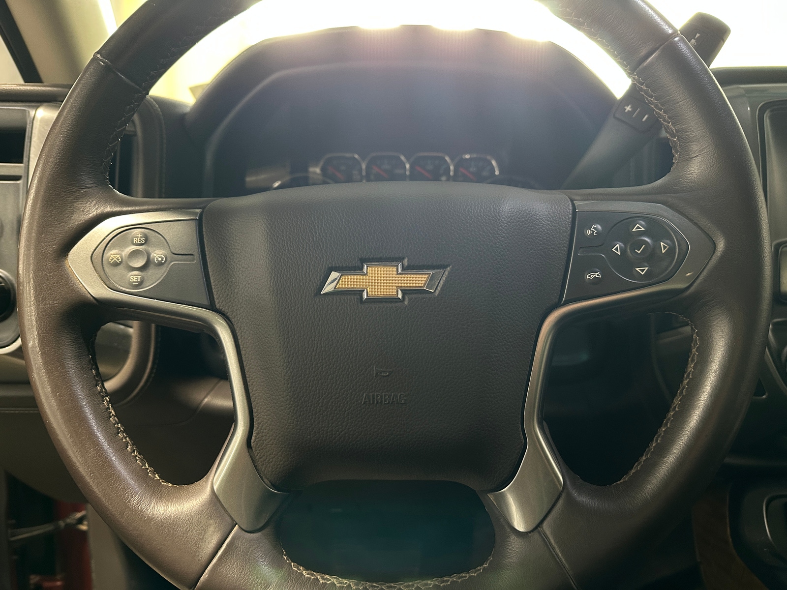 Thumbnail: 2015 Chevrolet Silverado 1500 - 4