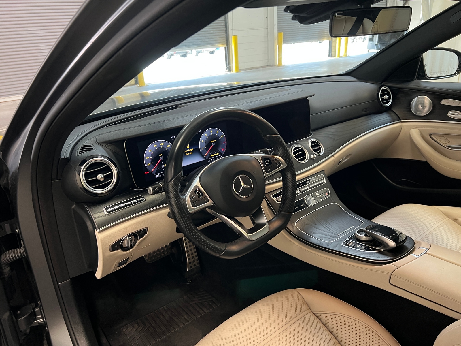 Thumbnail: 2018 Mercedes-Benz E-Class - 2