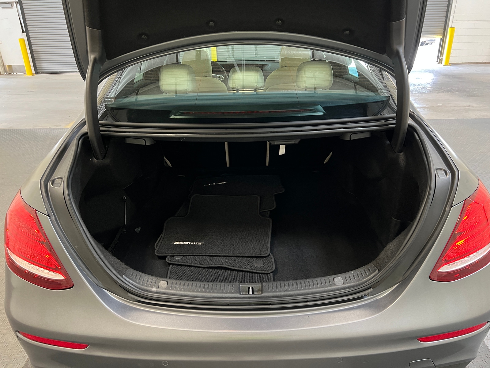 Thumbnail: 2018 Mercedes-Benz E-Class - 6