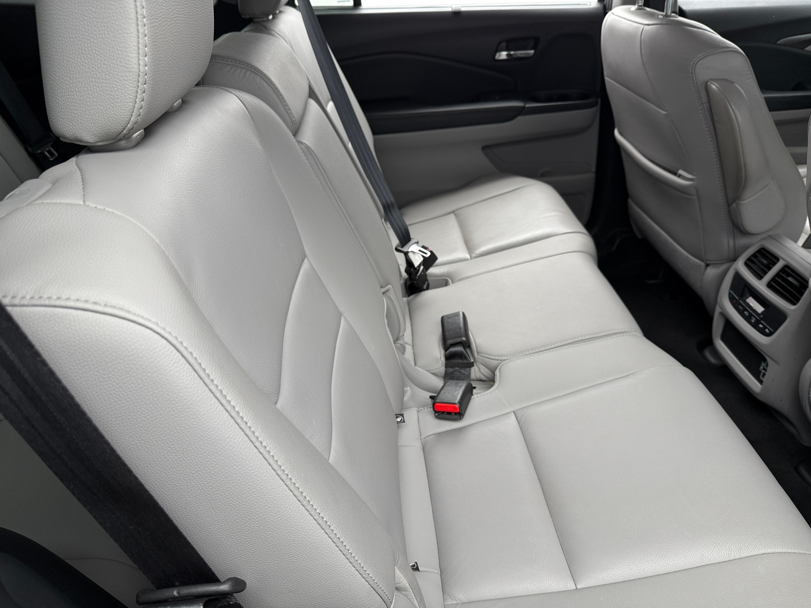 Thumbnail: 2019 Honda Pilot - 5