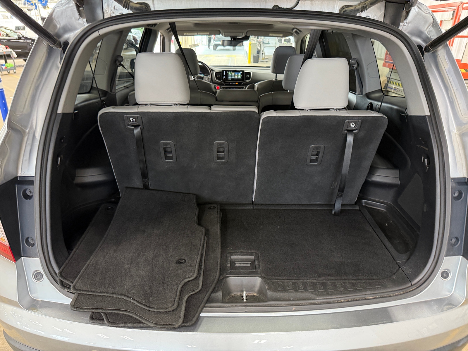 Thumbnail: 2019 Honda Pilot - 6