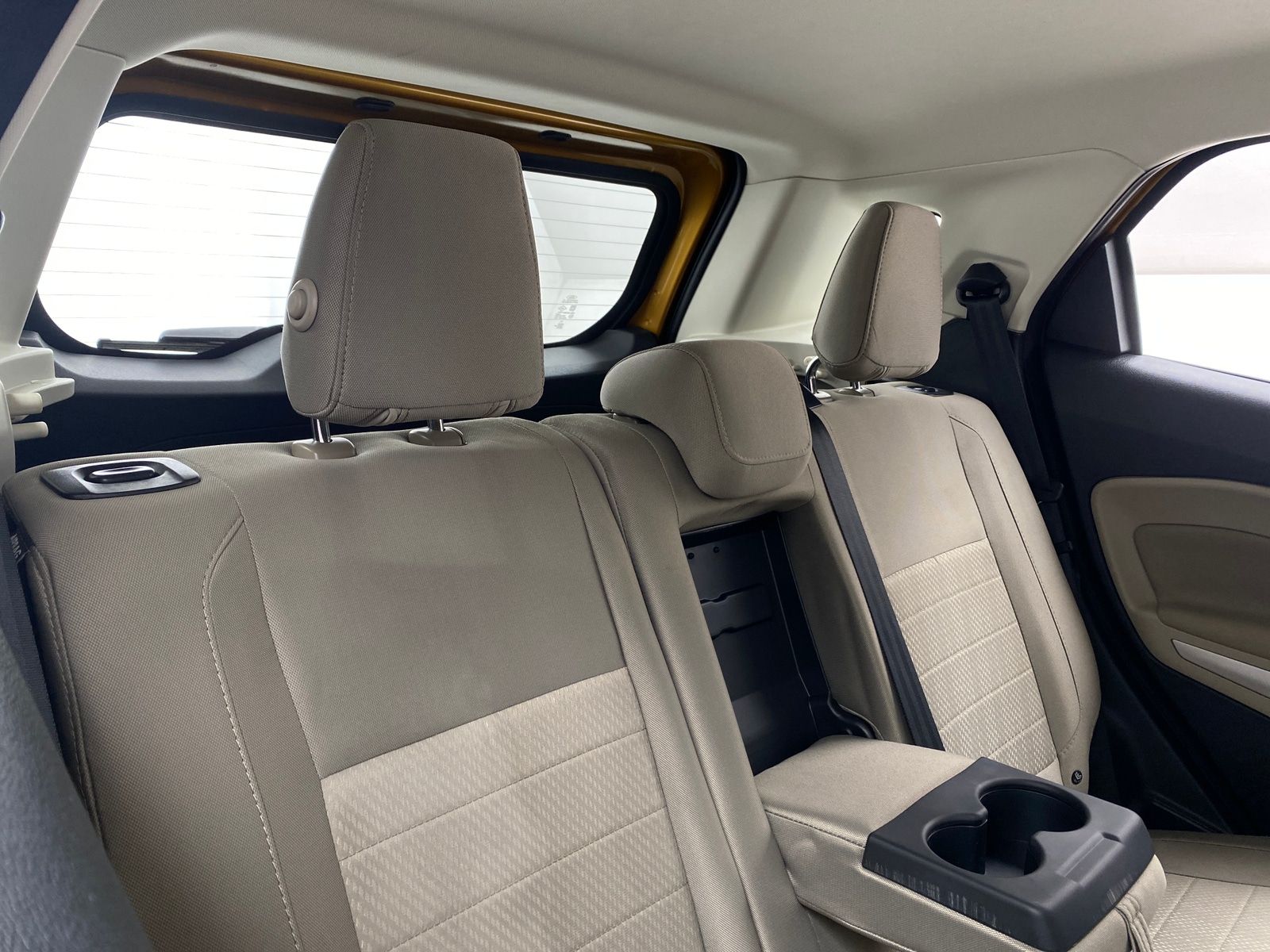 Thumbnail: 2021 Ford EcoSport - 6
