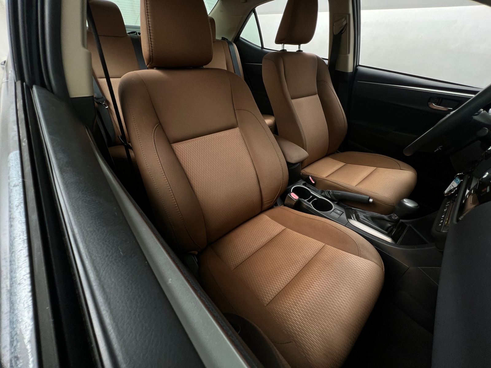 Thumbnail: 2015 Toyota Corolla - 2