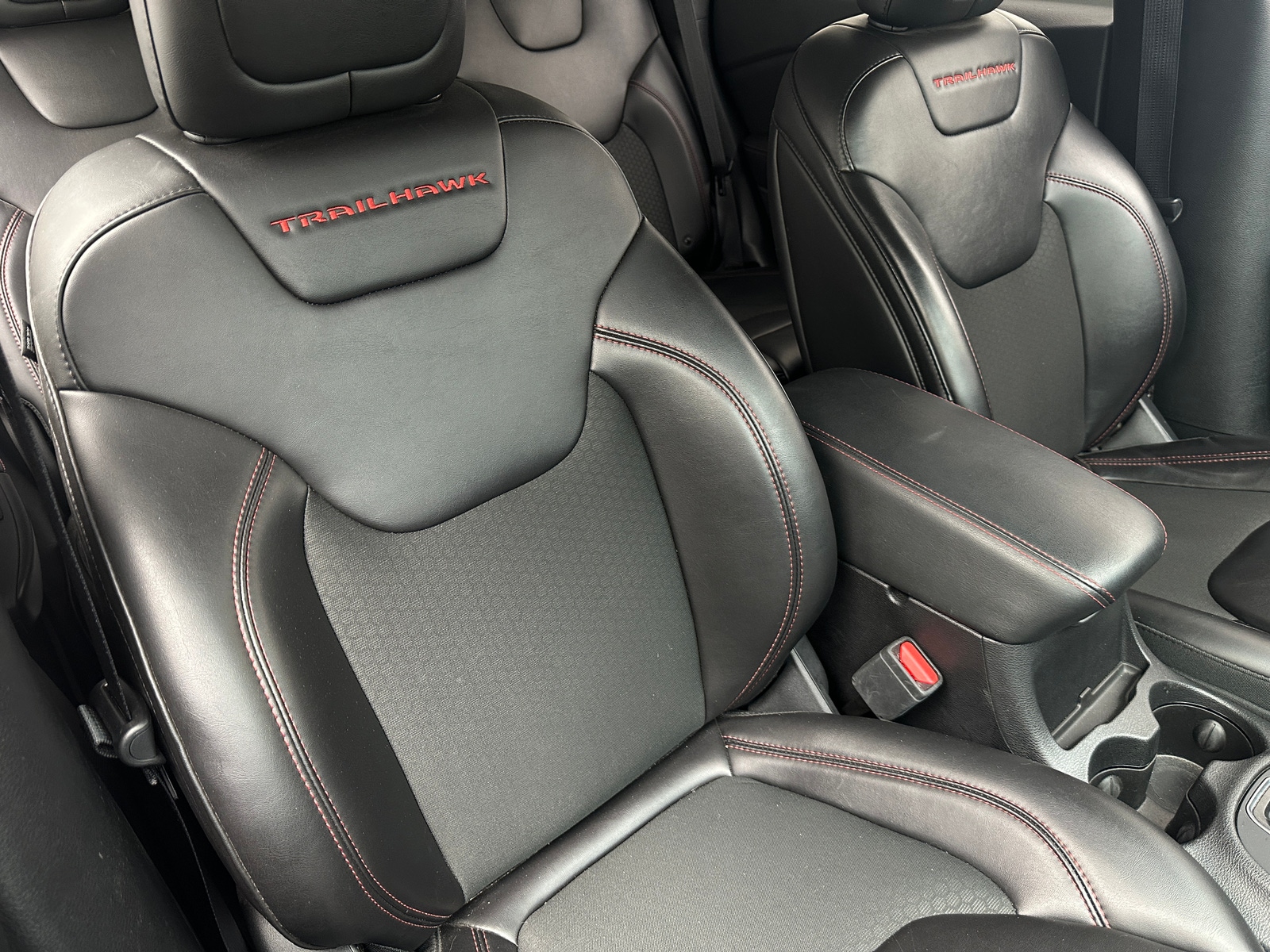 Thumbnail: 2019 Jeep Cherokee - 2