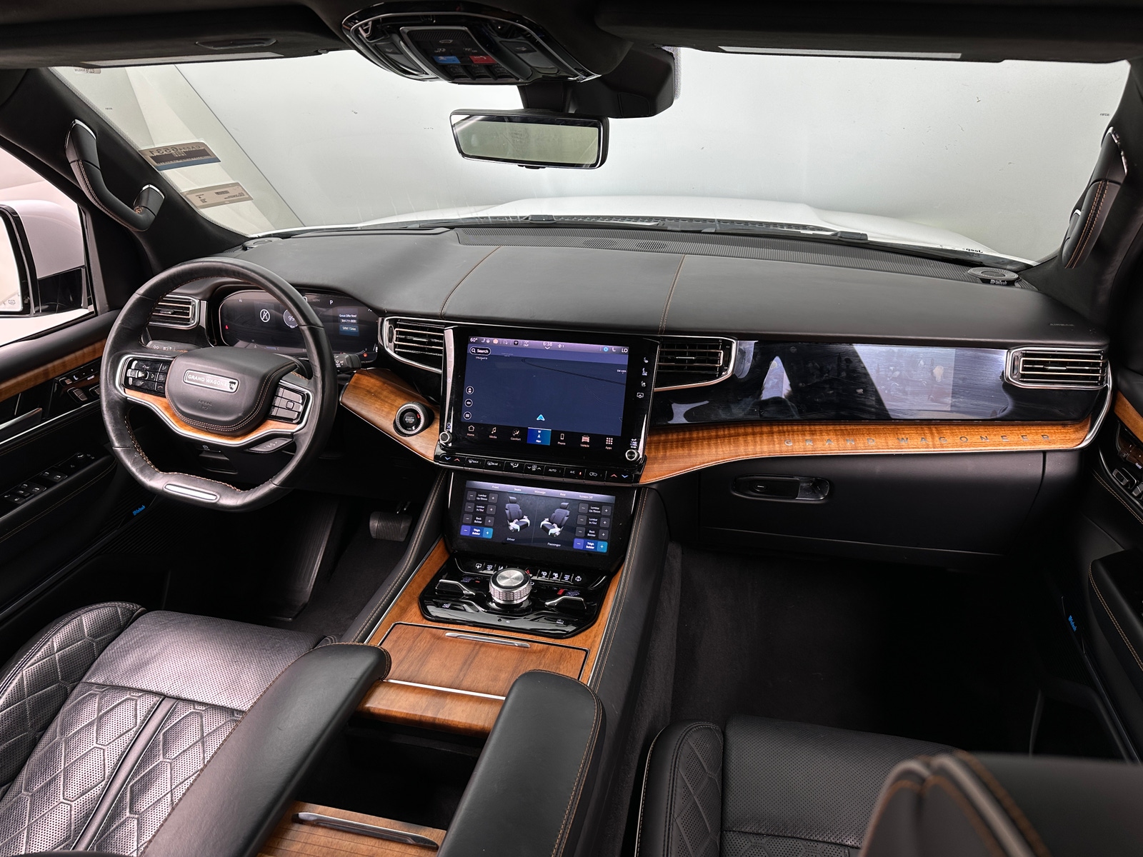 Thumbnail: 2022 Jeep Grand Wagoneer - 2