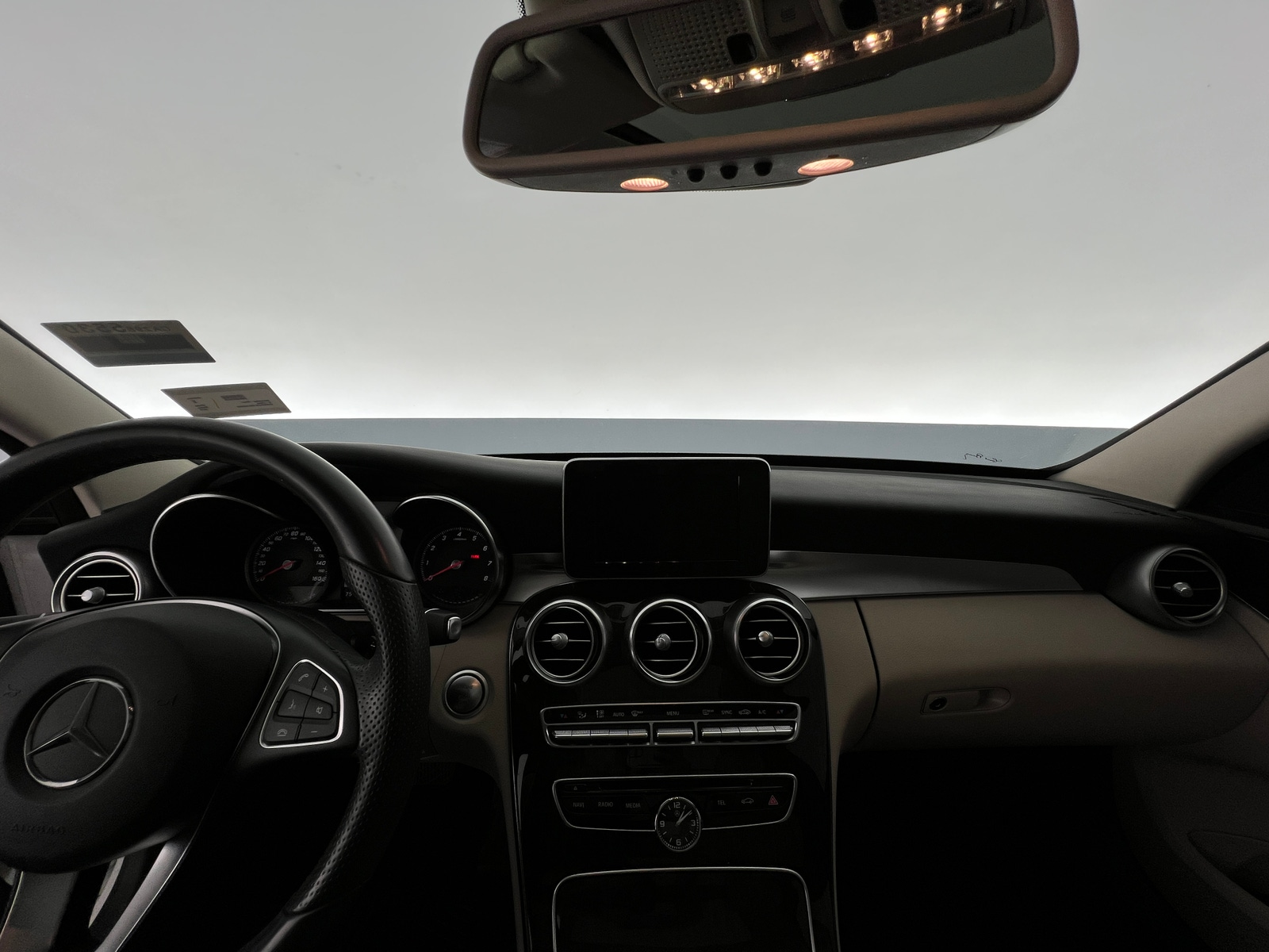 Thumbnail: 2016 Mercedes-Benz C-Class - 2