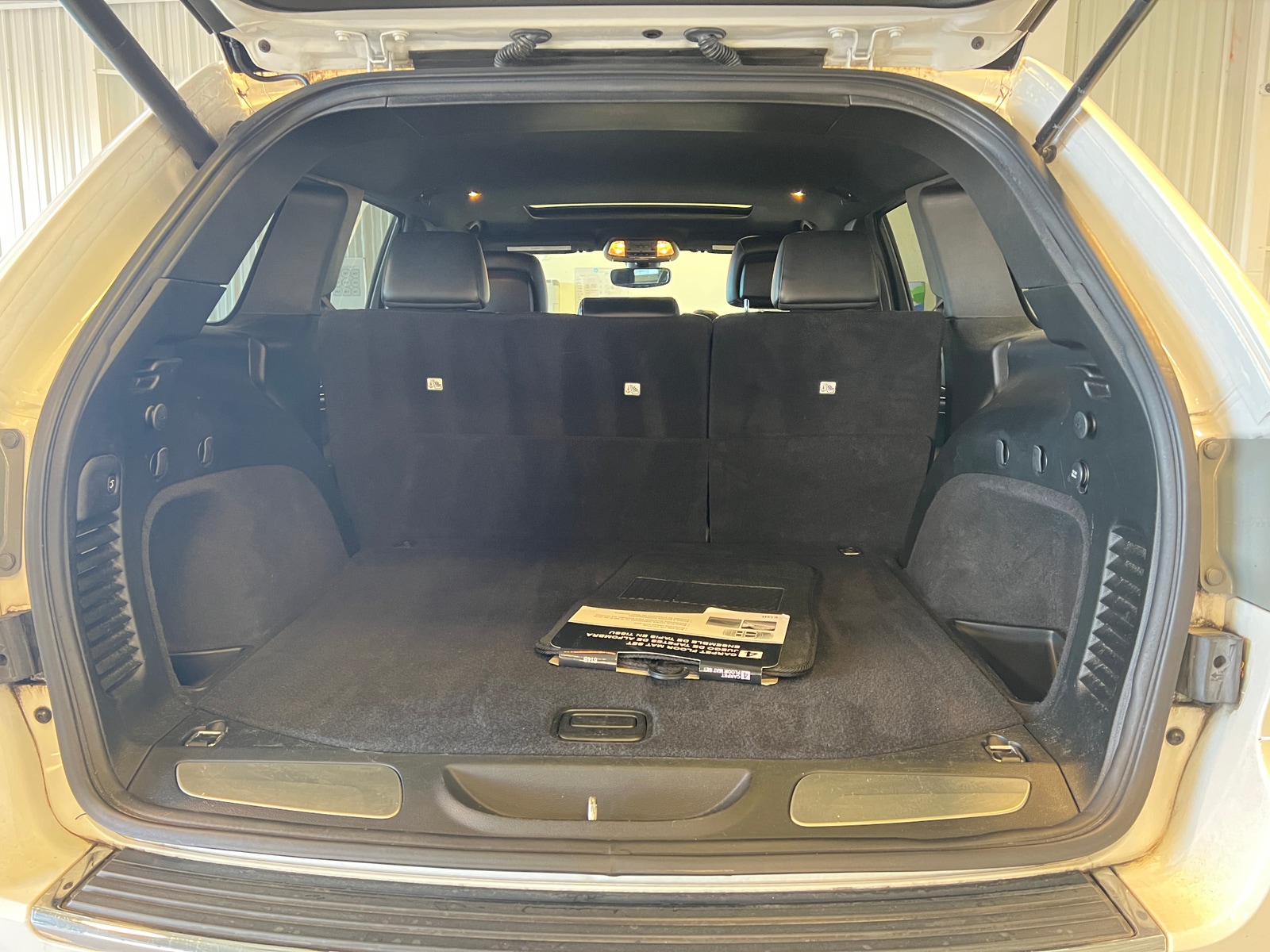 Thumbnail: 2019 Jeep Grand Cherokee - 6