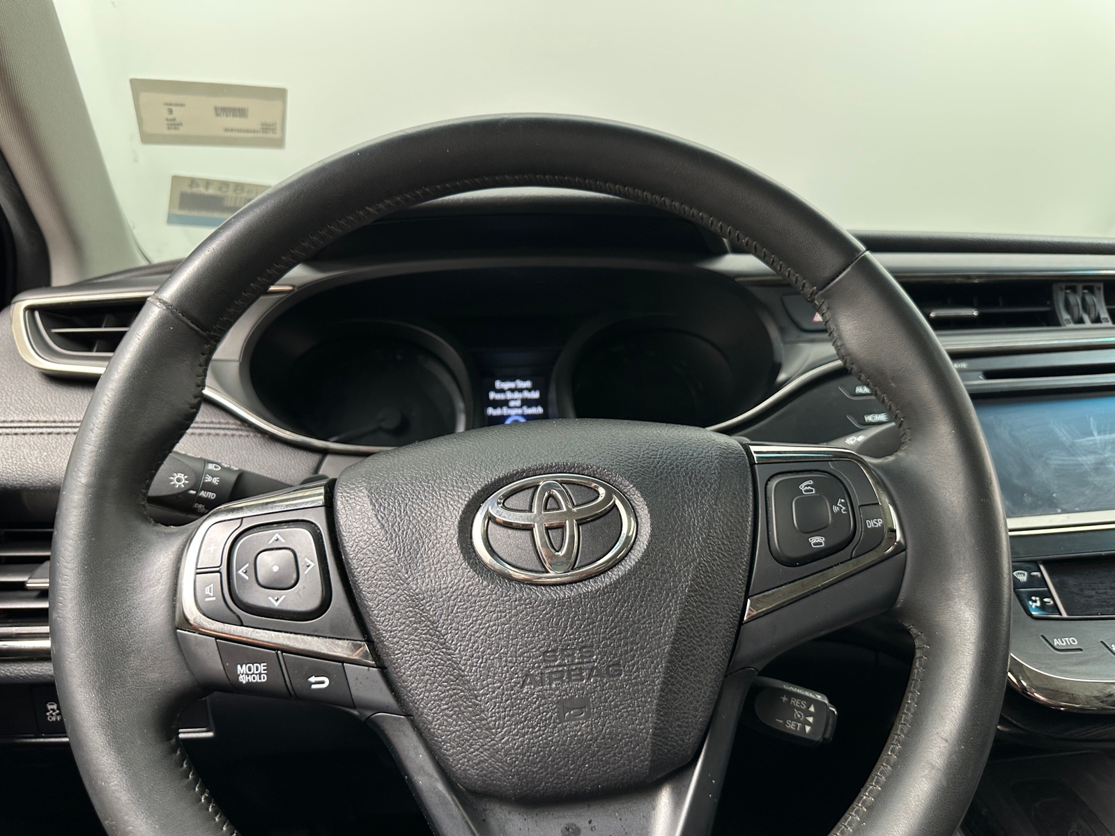 Thumbnail: 2016 Toyota Avalon - 4