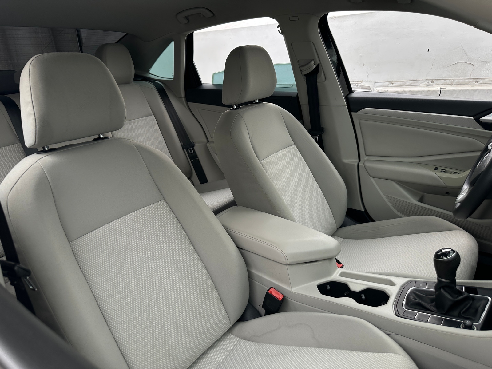 Thumbnail: 2019 Volkswagen Jetta - 2