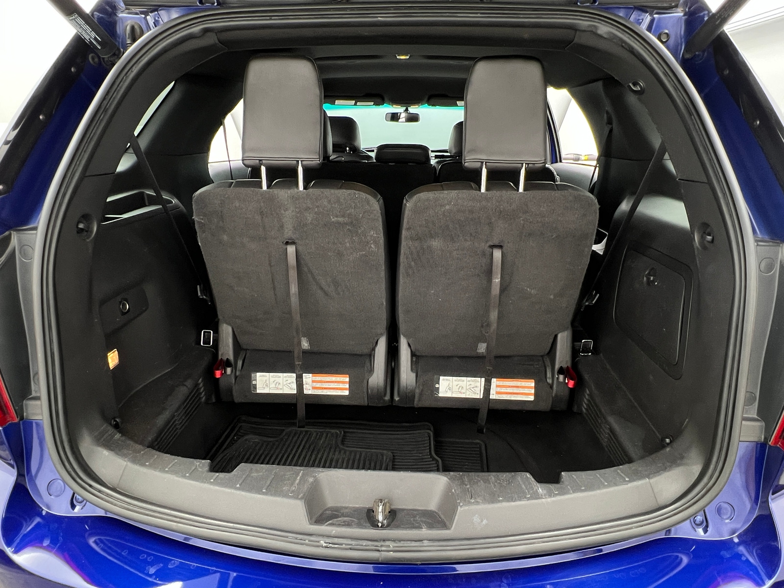 Thumbnail: 2015 Ford Explorer - 6