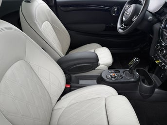 2021 Mini Cooper Hardtop SE photo 7