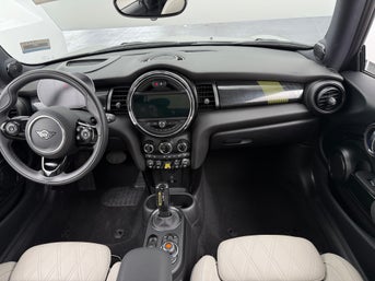2021 Mini Cooper Hardtop SE photo 6