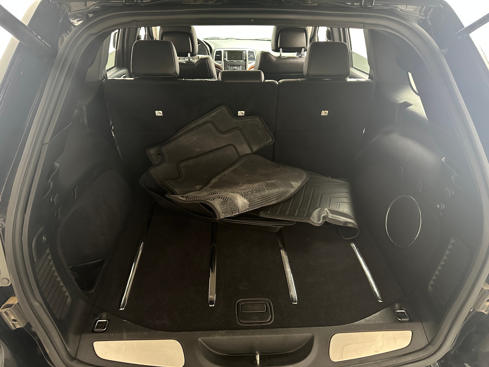 Thumbnail: 2013 Jeep Grand Cherokee - 6
