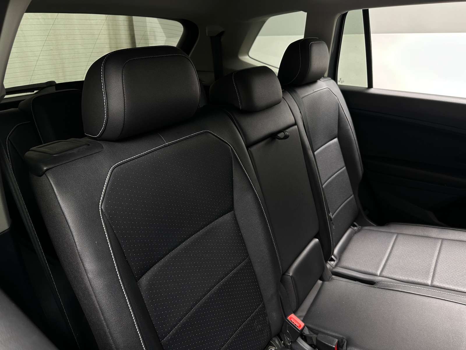 Thumbnail: 2021 Volkswagen Tiguan - 5