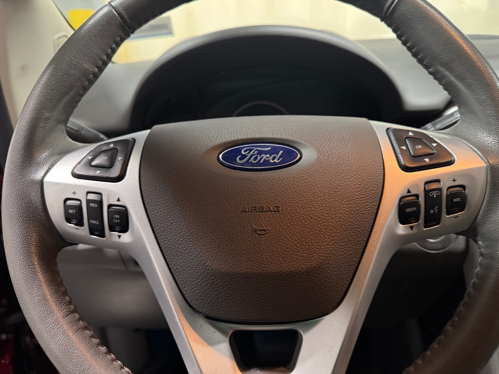 Thumbnail: 2013 Ford Edge - 4
