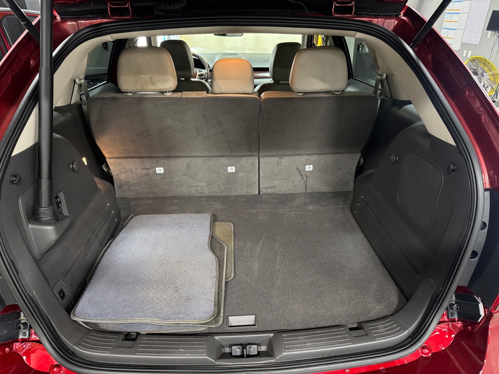 Thumbnail: 2013 Ford Edge - 6