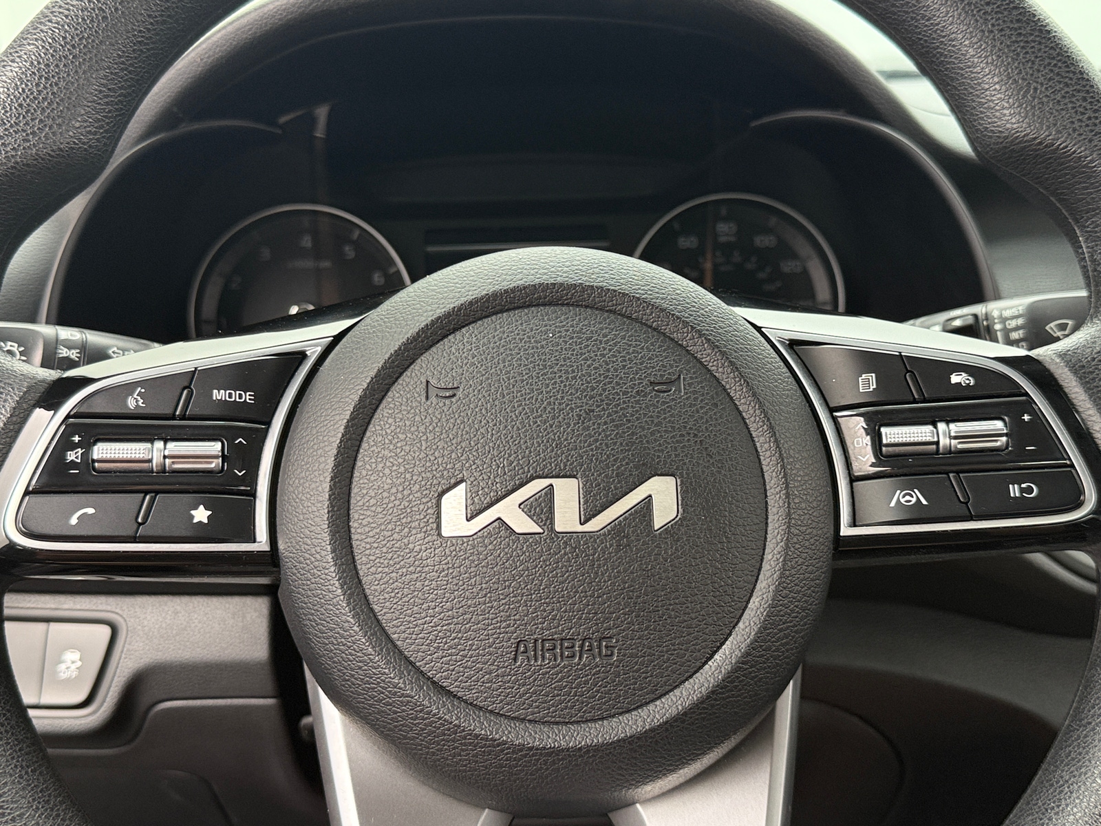 Thumbnail: 2024 Kia Forte - 5