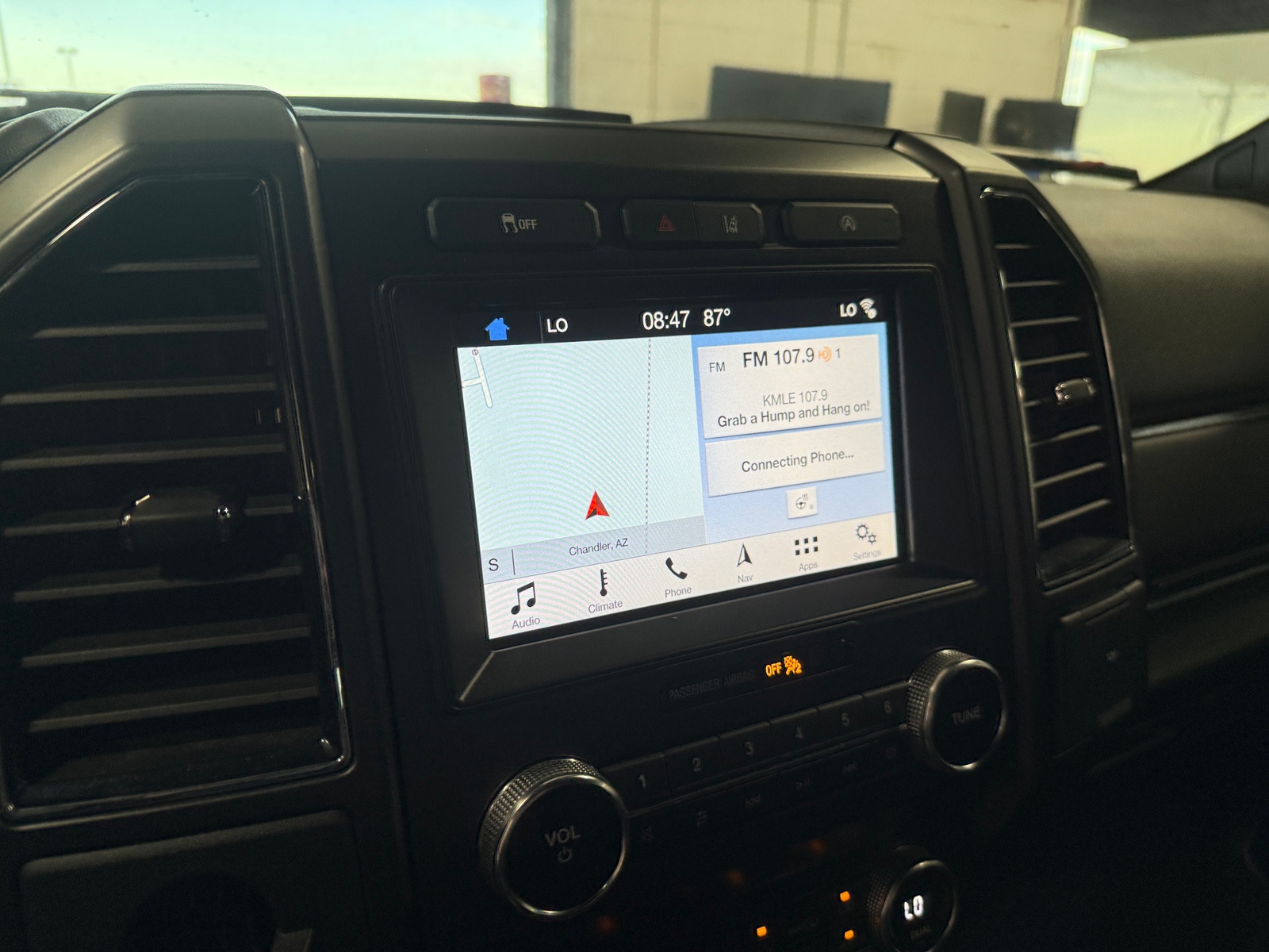 Thumbnail: 2019 Ford Expedition - 3