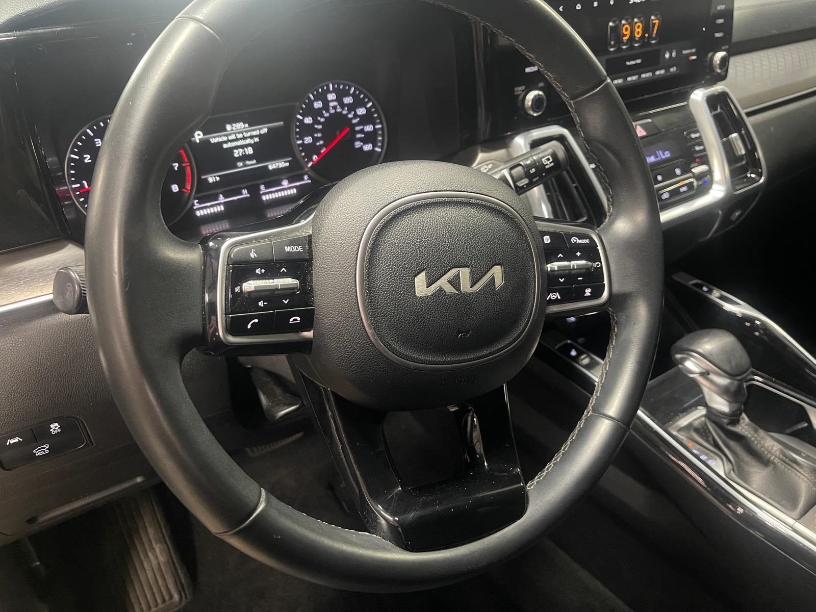 Thumbnail: 2022 Kia Sorento - 4