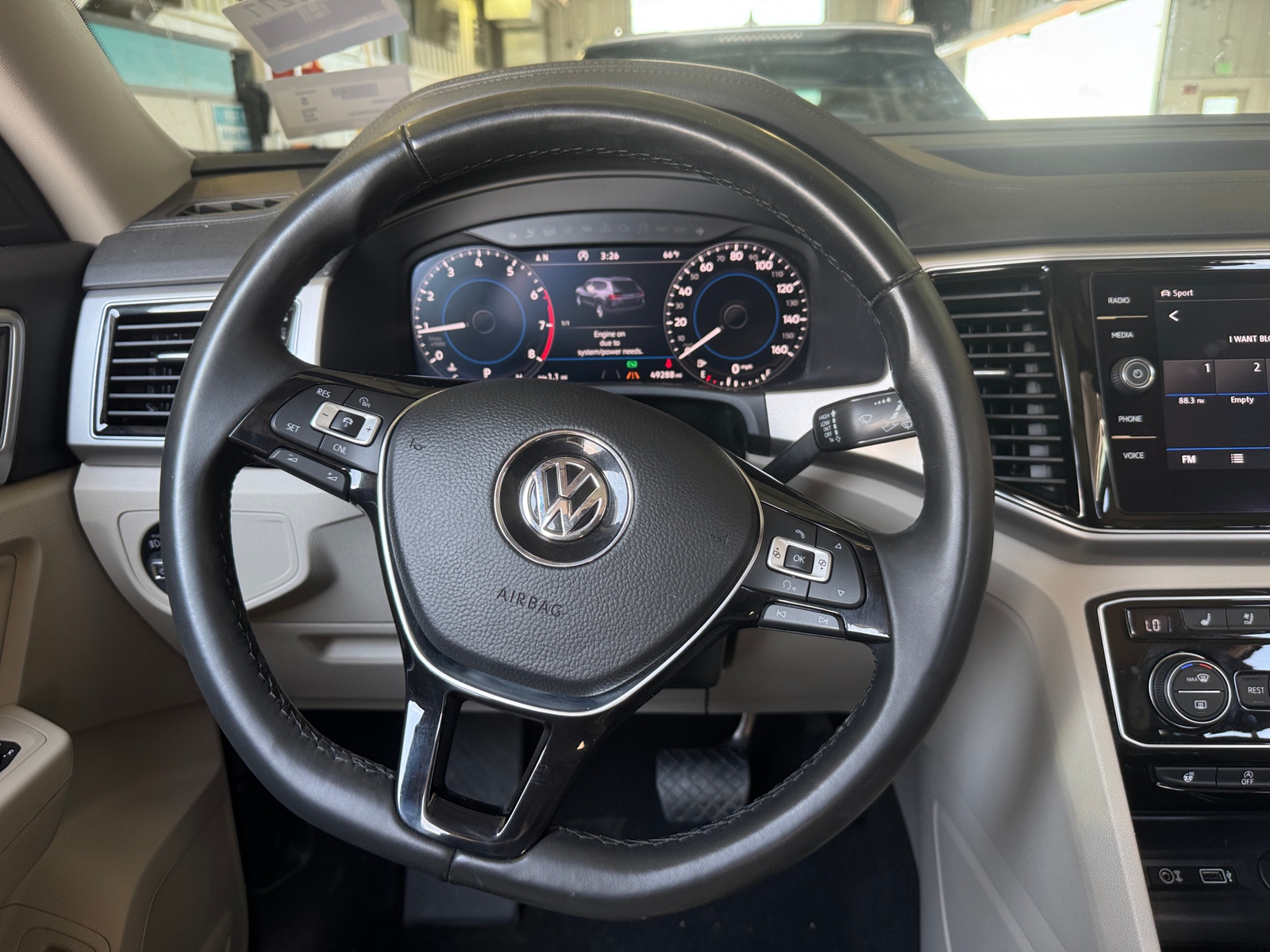 Thumbnail: 2018 Volkswagen Atlas - 4