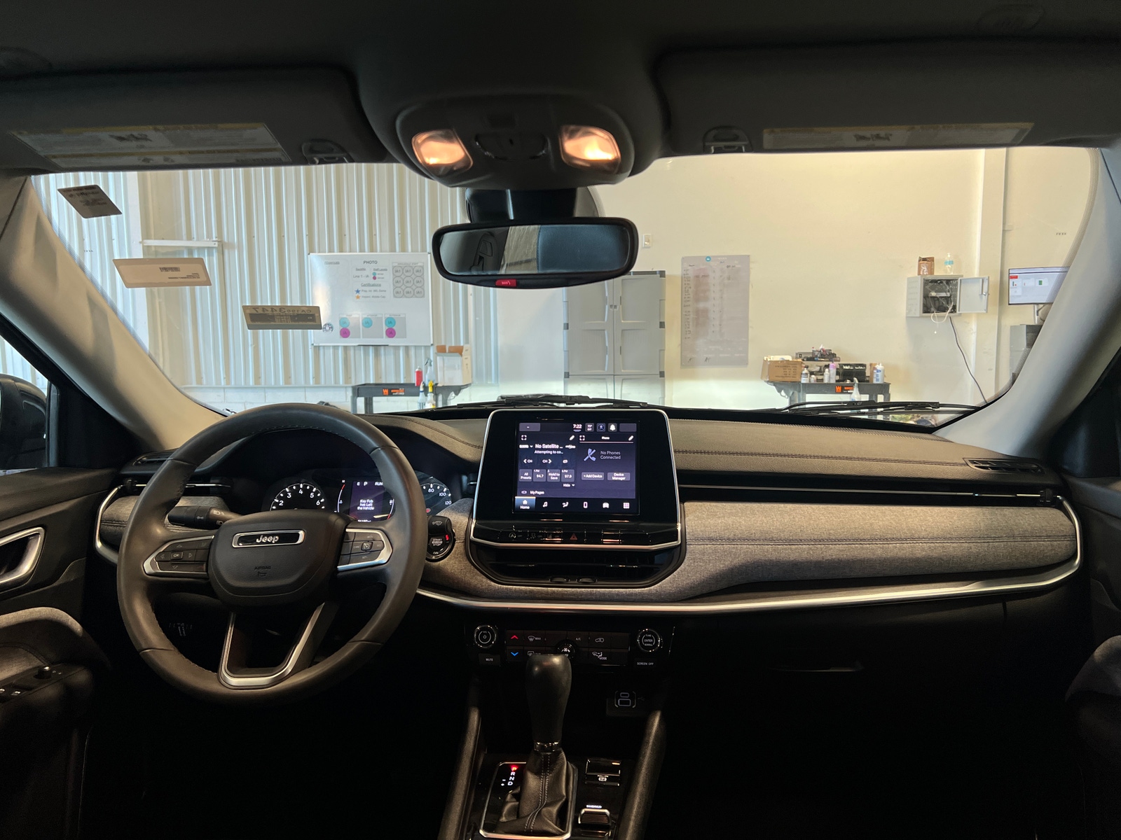 Thumbnail: 2022 Jeep Compass - 3