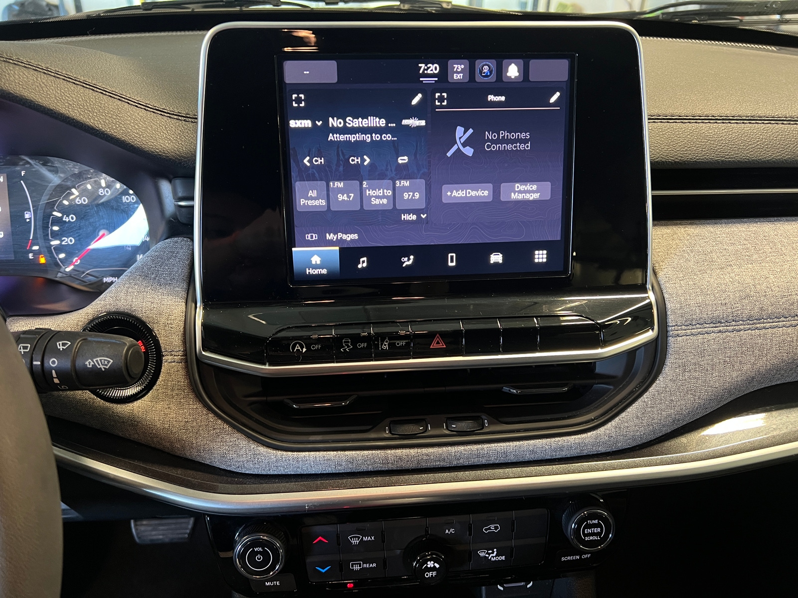 Thumbnail: 2022 Jeep Compass - 4