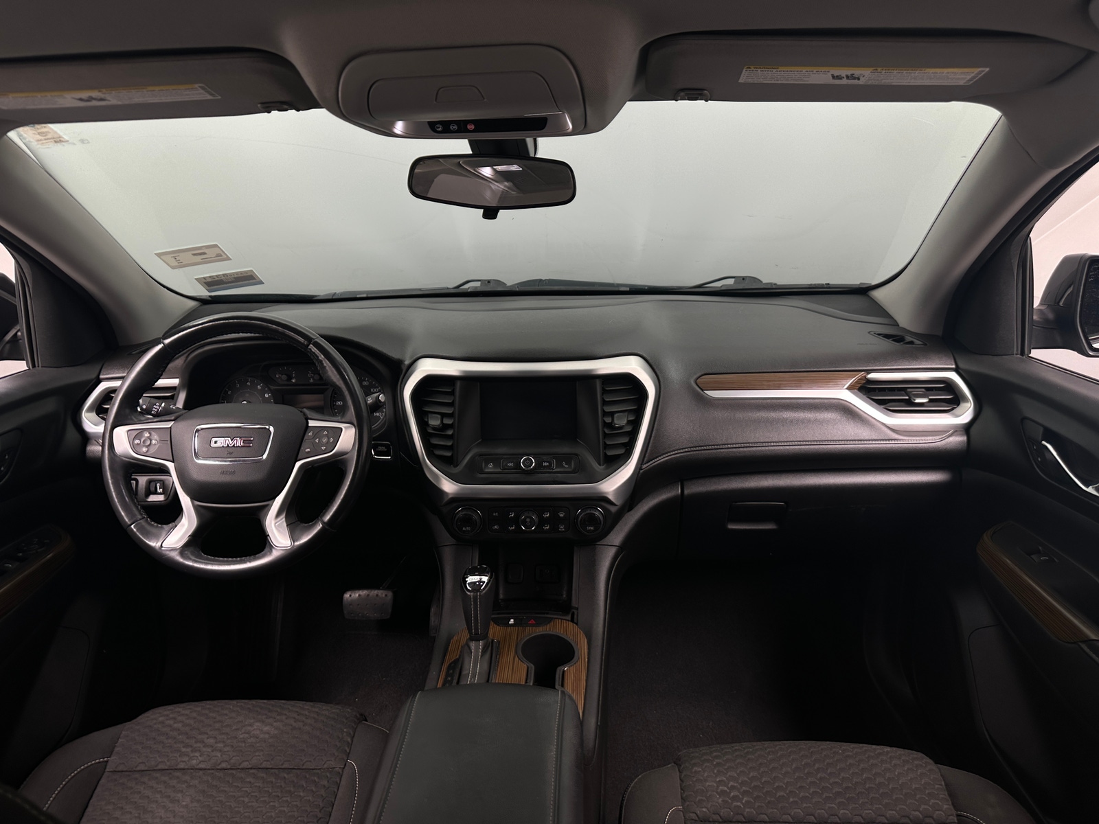Thumbnail: 2018 GMC Acadia - 3