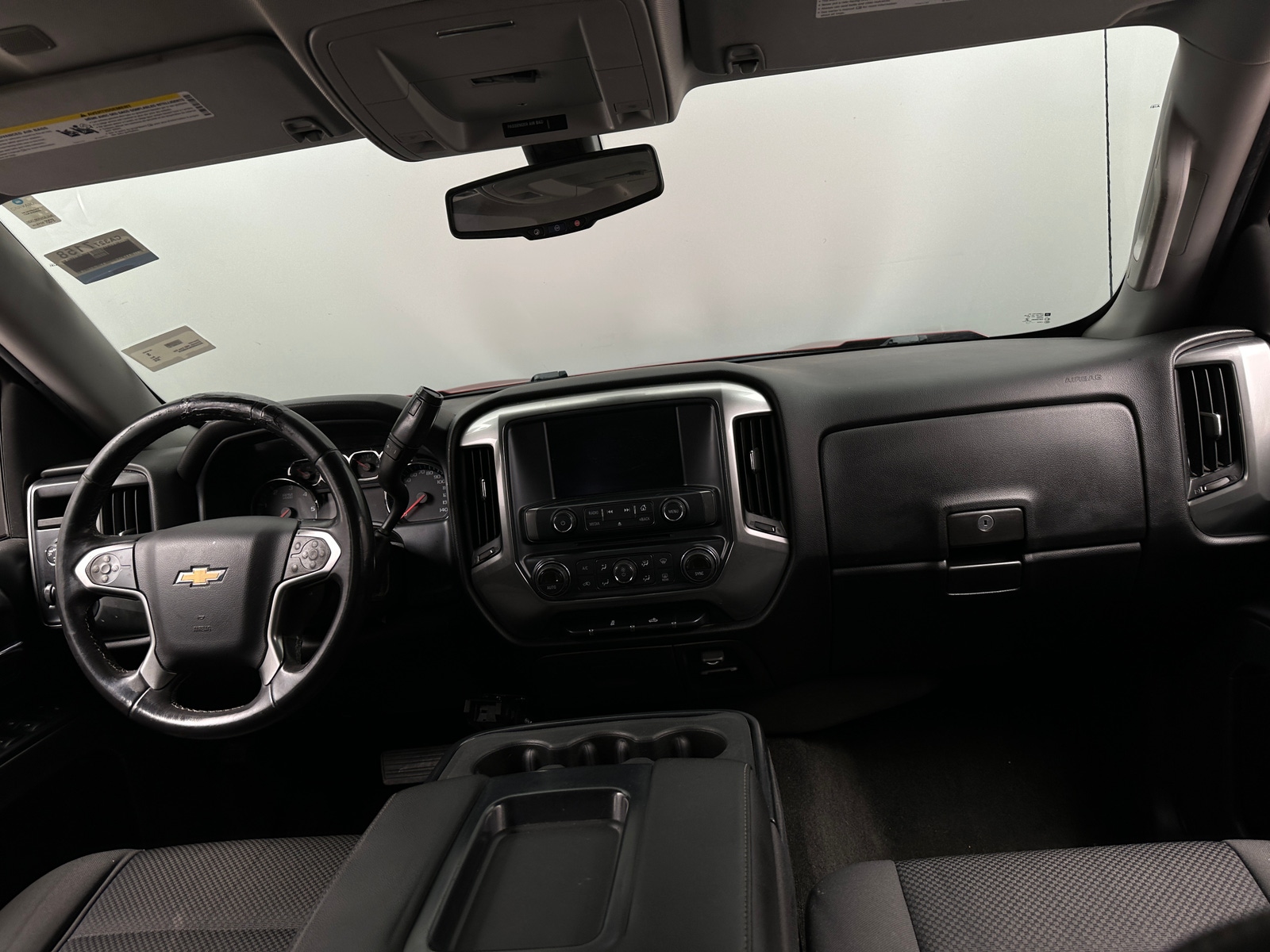 Thumbnail: 2018 Chevrolet Silverado 1500 - 3