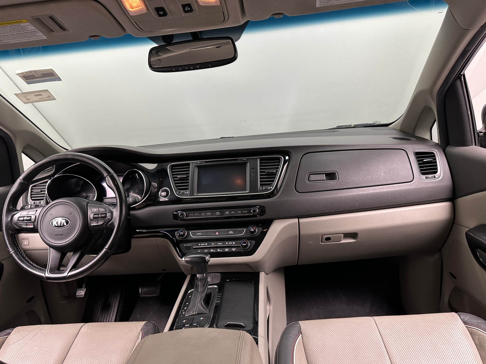 Thumbnail: 2018 Kia Sedona - 2