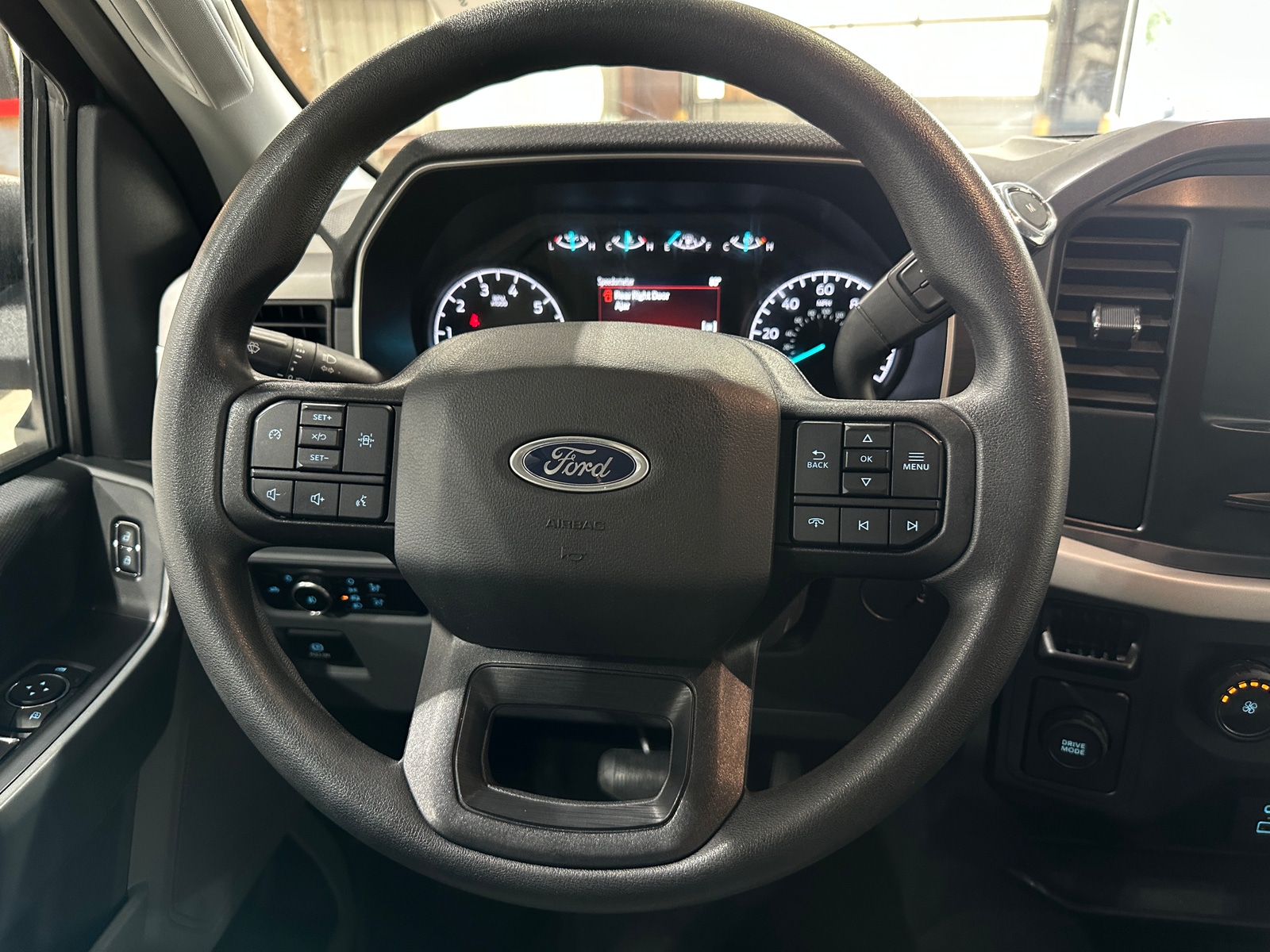 Thumbnail: 2023 Ford Econoline - 5