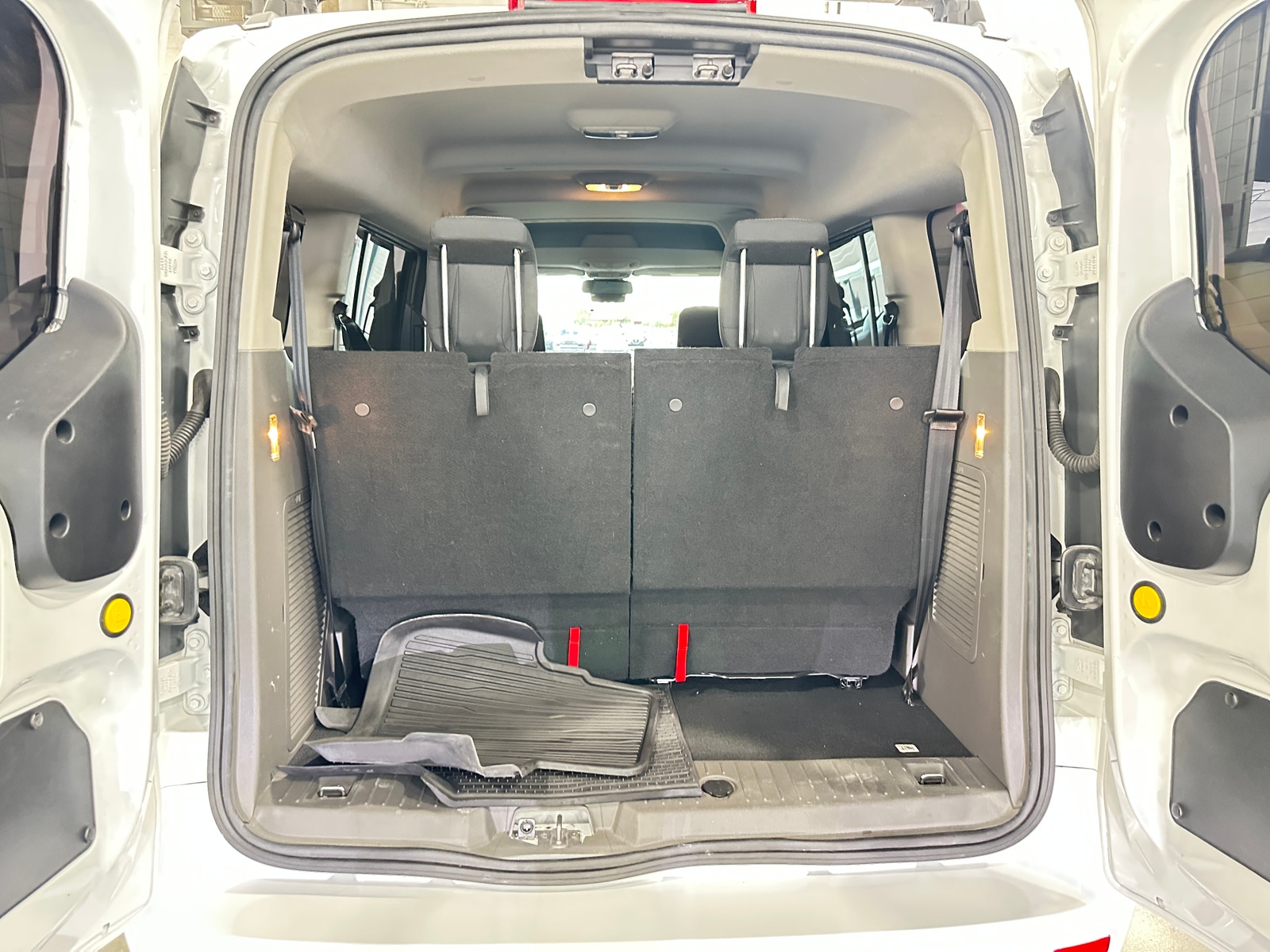 Thumbnail: 2021 Ford Transit Series - 7