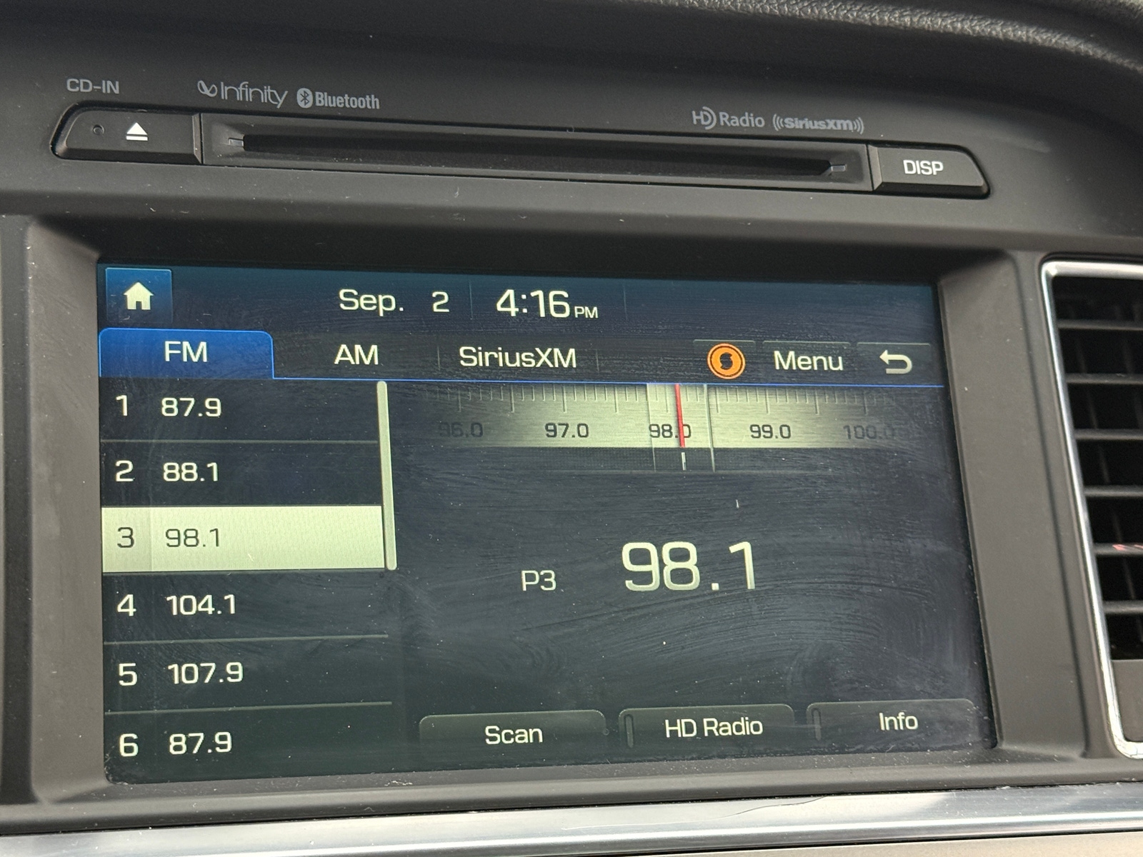 Thumbnail: 2016 Hyundai Sonata - 3