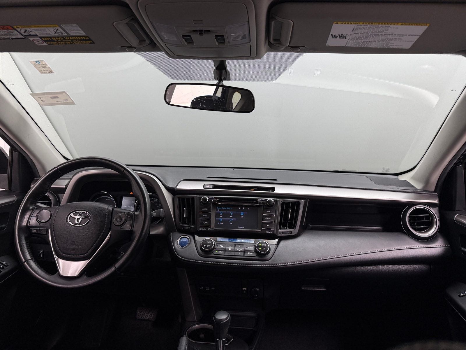 Thumbnail: 2016 Toyota RAV4 - 3