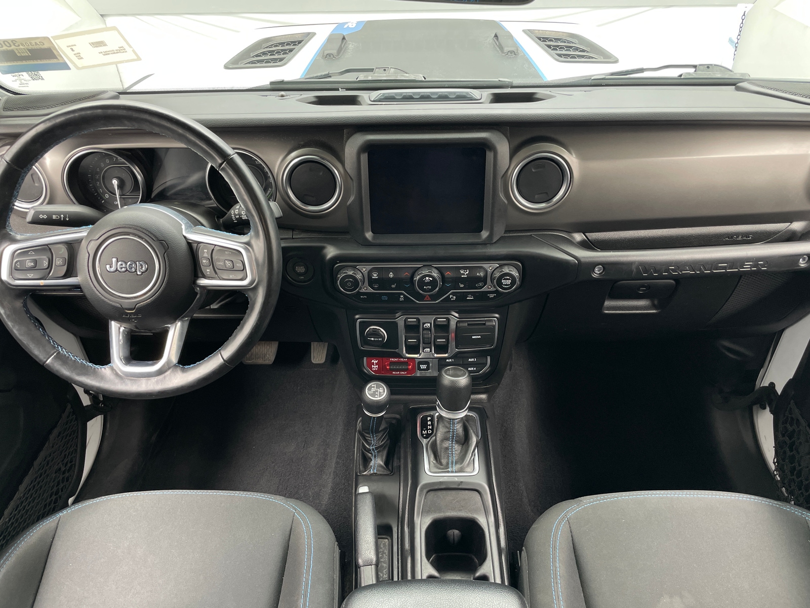Thumbnail: 2022 Jeep Wrangler - 3