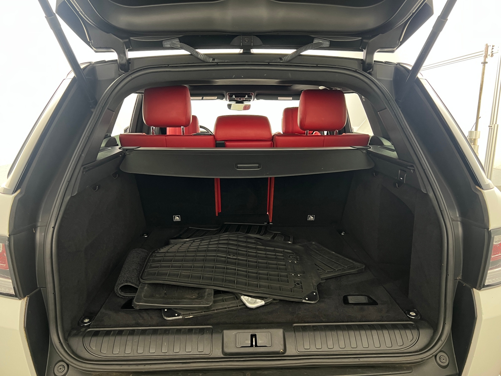 Thumbnail: 2017 Land Rover Range Rover Sport - 6